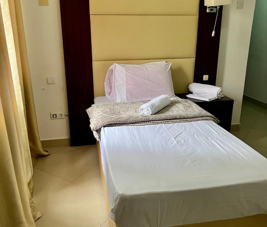 Guest House La Plaza Luanda Exteriér fotografie